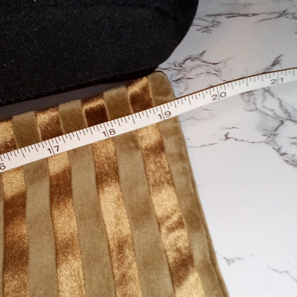 FWP  Elegant Life Home Velvet Decorative Throw Pillow Covers/Slips set of 2 - Picture 3 of 8